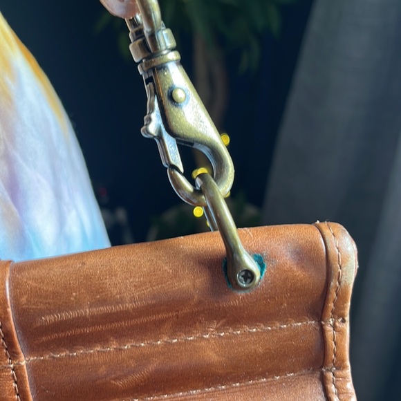 Vintage Wilsons, cognac leather messenger bag. - Picture 8 of 16